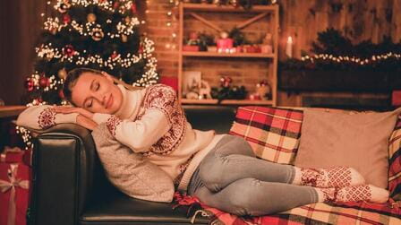 5 Ugly Sweater Outfit Ideas To Show Off Your Style